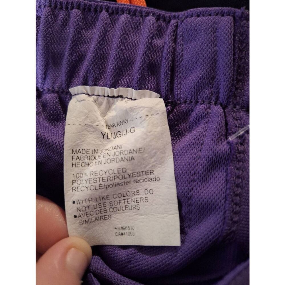 Under Armour Girls Play Up Solid Purple Shorts Size Youth Large New with tags - Picture 4 of 4